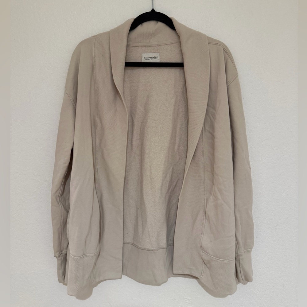 Abercrombie & Fitch Cream fleece Women's cardigan
